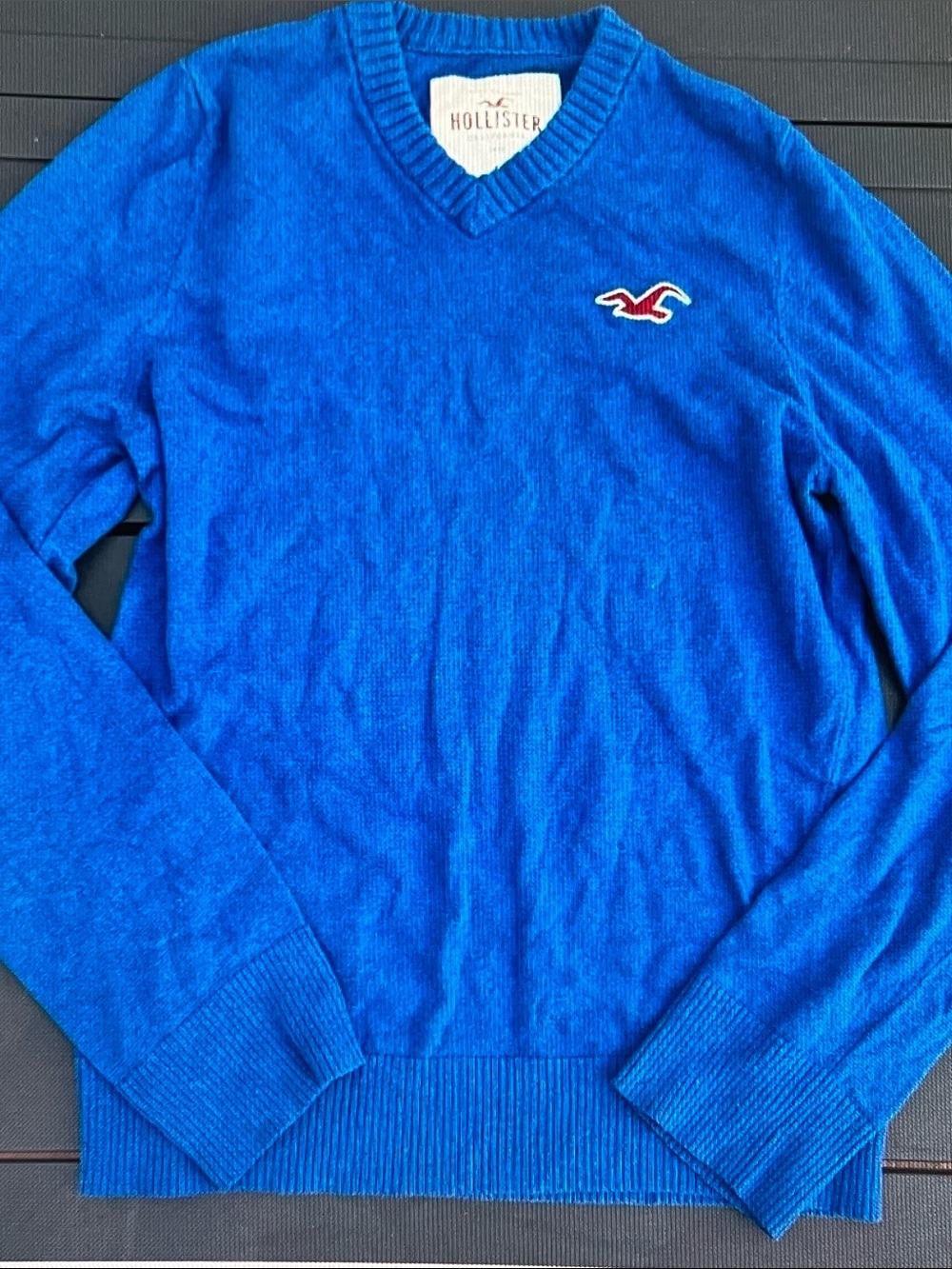 Hollister Women's V-Neck Sweater in Bright Blue with Logo